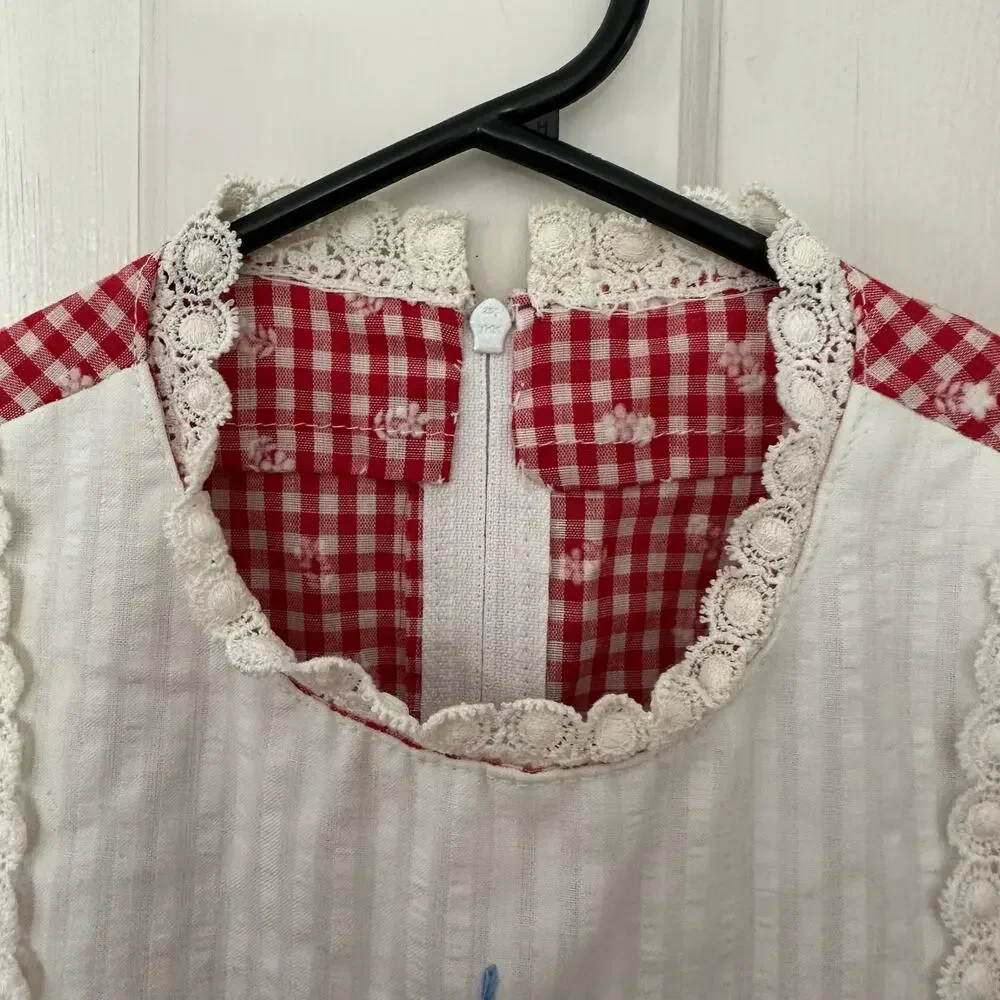 Vintage Girls Handmade Dress 70s Red White Gingham Embroidered‎ Apron Front Tie